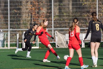 Bild 40 - wBJ VfL Pinneberg2 - Eimsbuttler TV 3 : Ergebnis: 5:0